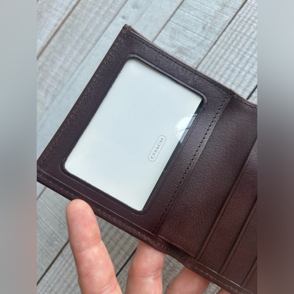 SOLD-Vintage Coach Slimfold Identification Wallet #4691 - Picture 8 of 10